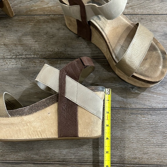 otbt Bushnell Sandals - Picture 10 of 15